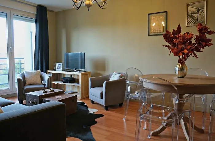 Daire Little - Westhoek